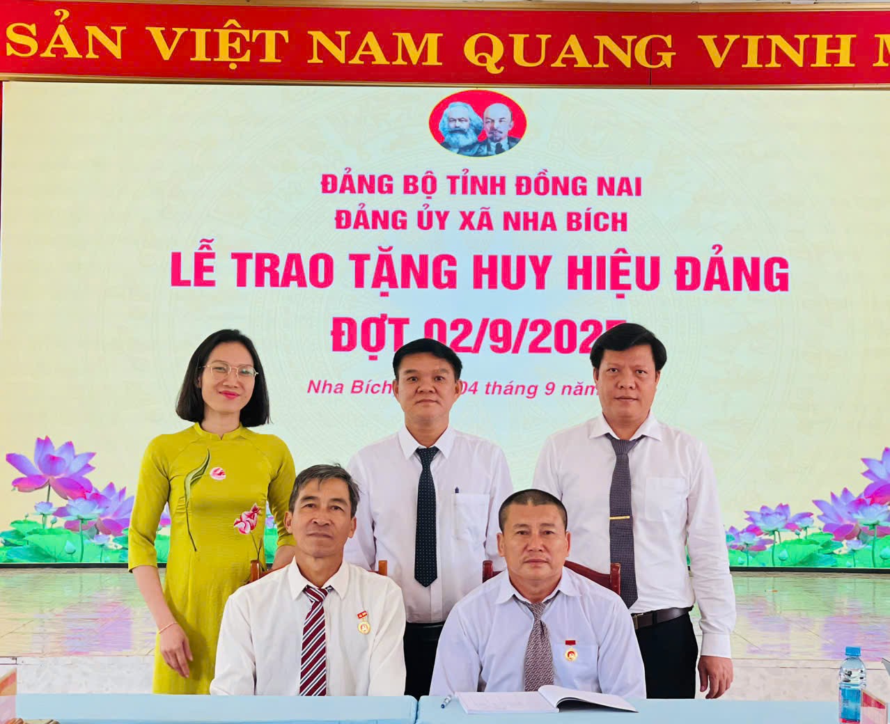 tt%20chứng%20%20kiến.jpg