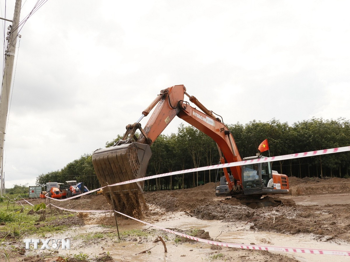 /Users/admin/Desktop/thi công.jpg